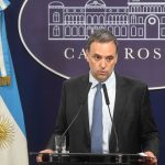 ADORNI DE CONFERENCIA